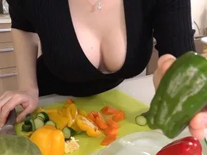 FC2PPV-3053691,FC2PPV-3053691 Một cô gái 19 tuổi tên JD, hiện đang theo học tại một trường cao đẳng dành cho nữ, hiện là người giúp việc và là cựu thần tượng nhạc underground. "Vẻ ngoài hoàn chỉnh" Cô gái Minimoni cao 148 cm là bạn trai và yêu đương, nhưng không sao cả khi thắng vòng 2 xuất tinh vào âm đạo "Bắn cá nhân" Bắn cá nhân Người thứ 195 gốc